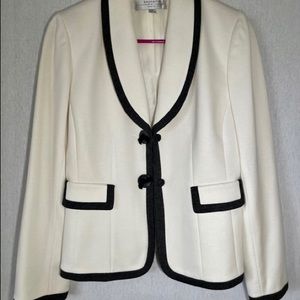 Tahari white blazer